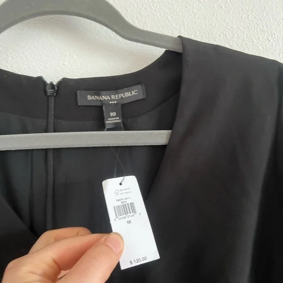 NWT Banana Republic Ruched Black Dress, size 10 - Picture 5 of 5